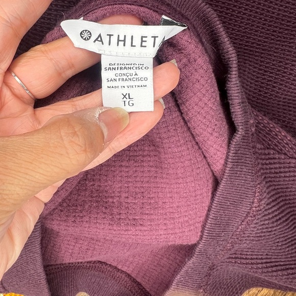 Aletha waffle knit sweater size XL - Picture 2 of 6